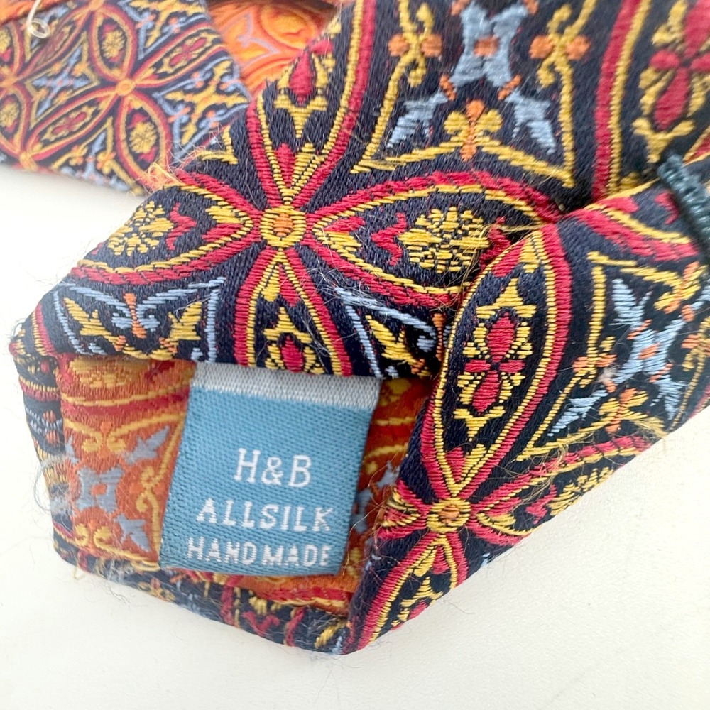 Haines & Bonner London Tie Mens OS Navy Red Gold Silk Geometric Medallion - Picture 6 of 8